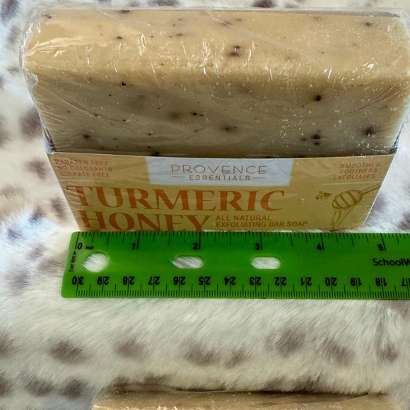 Provence Essentials Turmeric Honey Exfoliating Bar Soap set of 2 - Picture 2 of 4